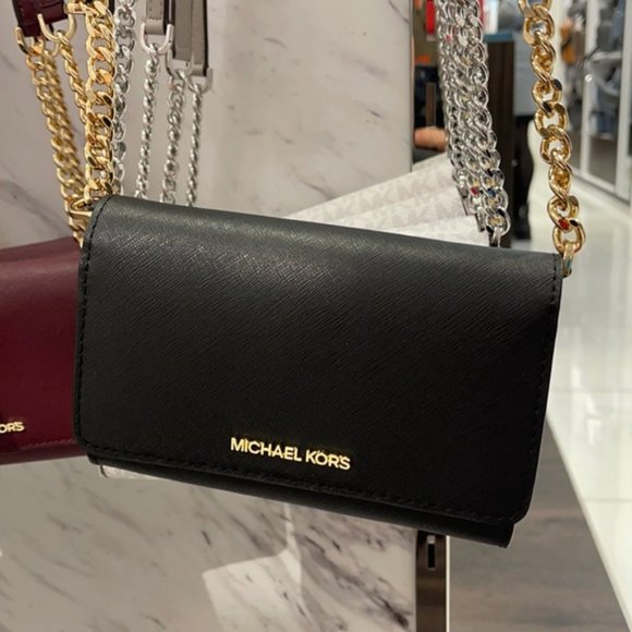 MICHAEL KORS Jet Set Travel Medium Phone Xbody - Picture 1 of 8